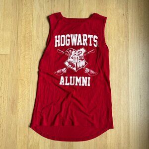 Harry Potter Hogwarts Alumni Tank Red Size M